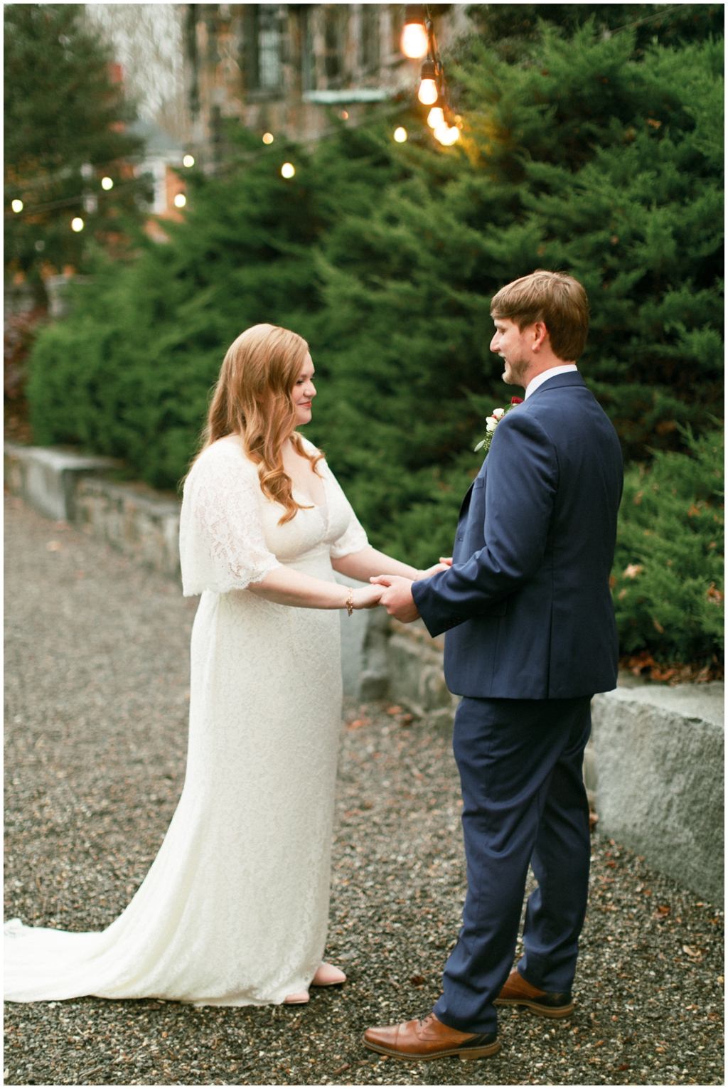 Bride & groom Asheville North Carolina wedding - Holly Michon Photography