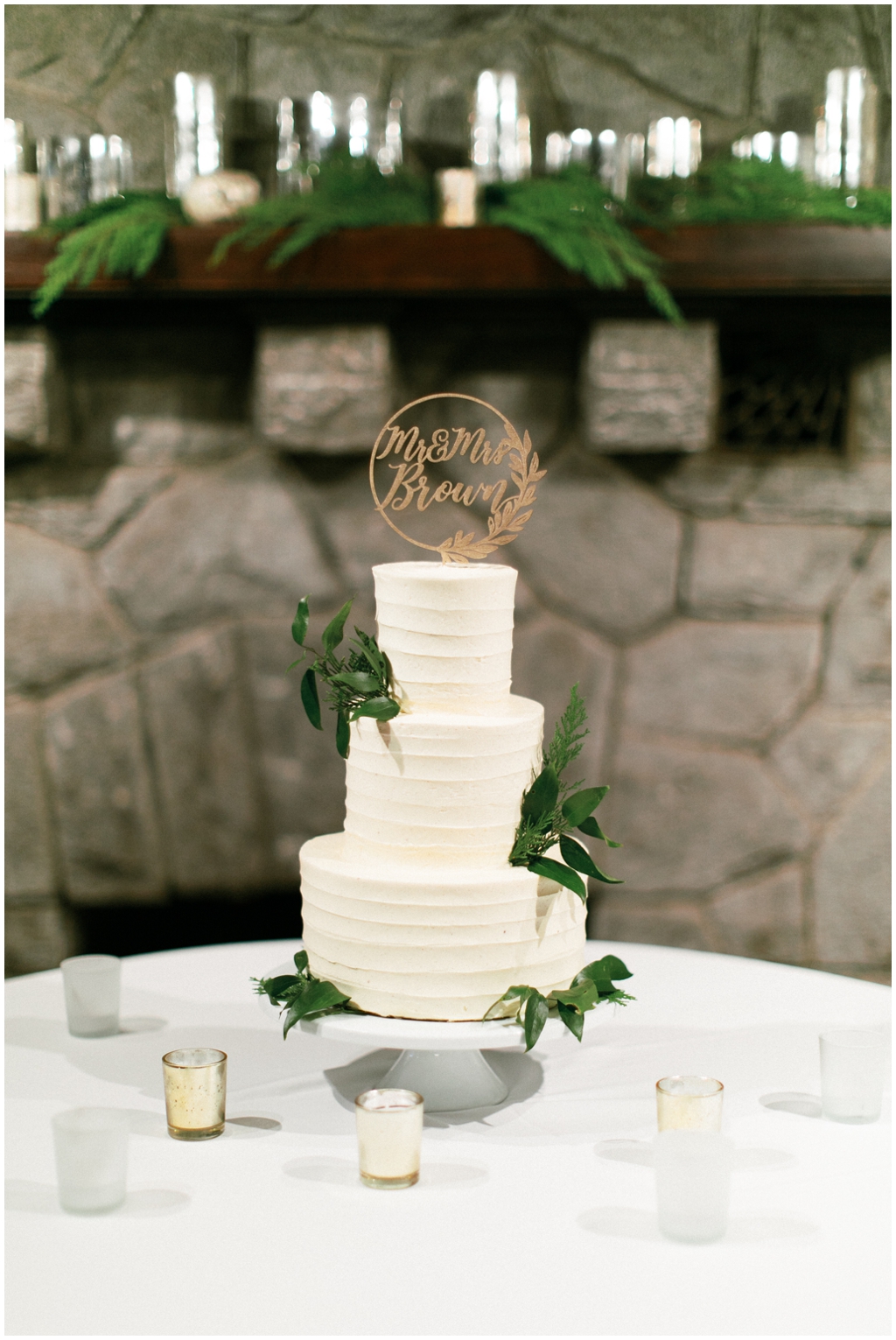 Simple elegant wedding cake