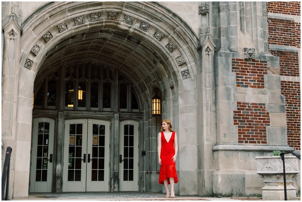 University senior graduate portraits at the Ayres Hall building on the campus of University of Tennessee. Photos by Holly Michon Photography.