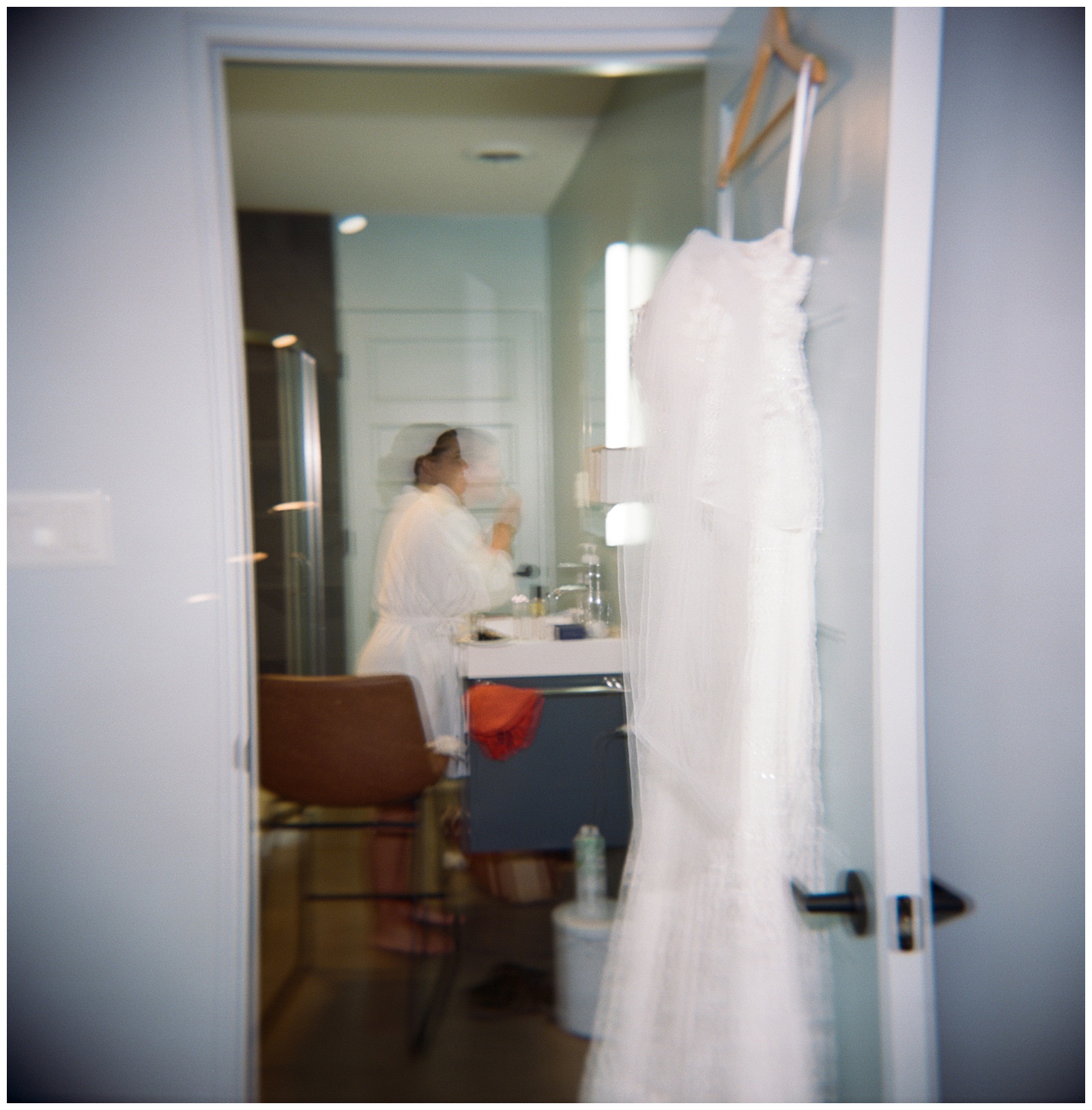 getting ready, bride, film photographer, knoxville Tennessee, photojournalist, wedding photographer, Greenville, South Carolina, Chattanooga, Tennessee 