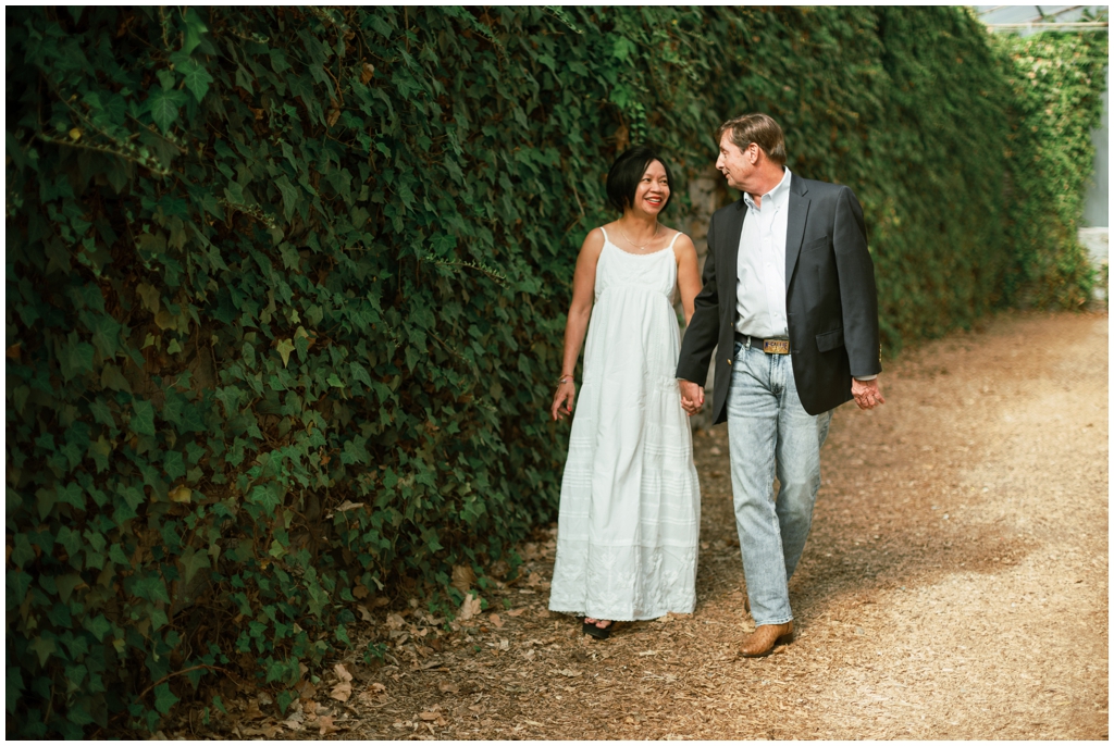 Charming quaint Knoxville engagement session at Knoxville Botanical Gardens