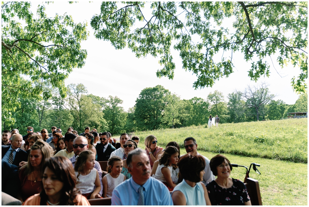 Bride walks down aisle at gorgeous Knoxville spring wedding.