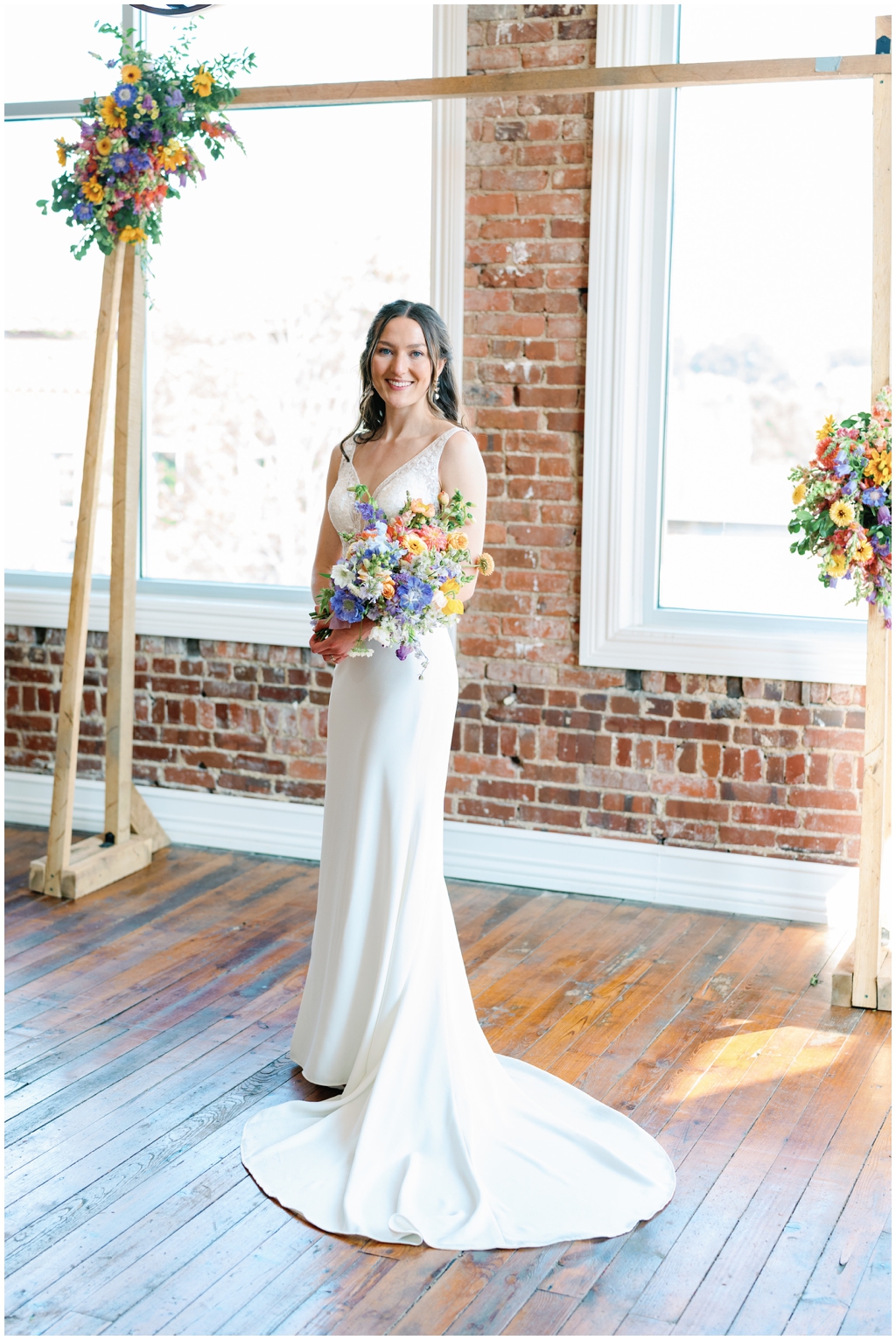 Bride stuns in solo shot at Maryville, TN wedding.