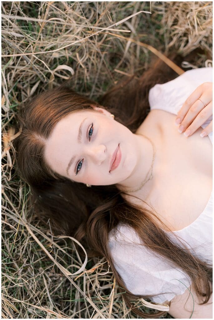 Elegant and dreamy senior portraits in Knoxville and Farragut area. 